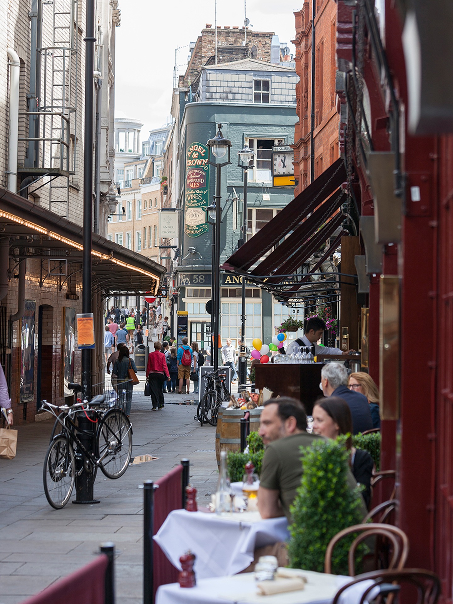 St Martins Lane E2 Architecture