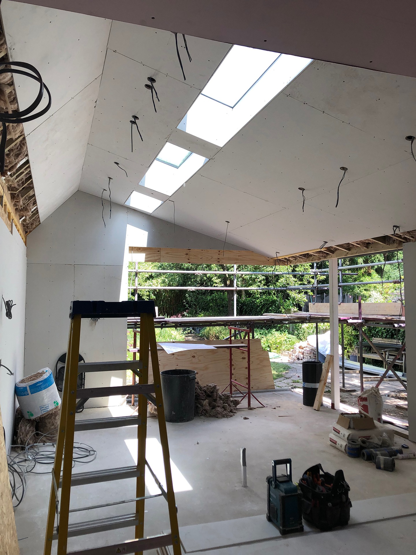 Asymmetry in Blackheath; when the old drives the design of the new